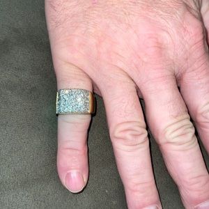 Men’s rings